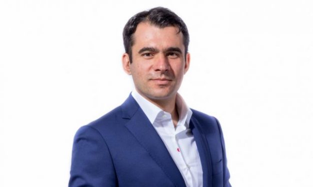 Ştefan Pălărie, senator: Vom susţine în Parlament amendamentele la legile Educaţiei preluate de la societatea civilă