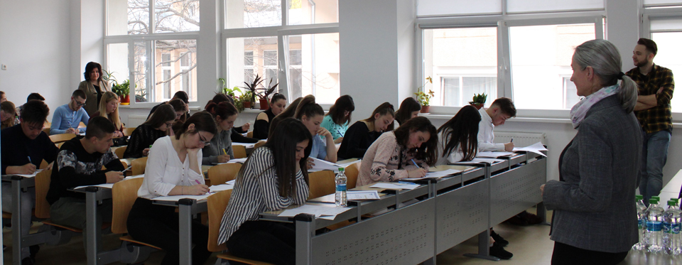 Ministrul Cîmpeanu spune că decizia privind modul de desfăşurare a cursurilor va fi luată de senatele universitare
