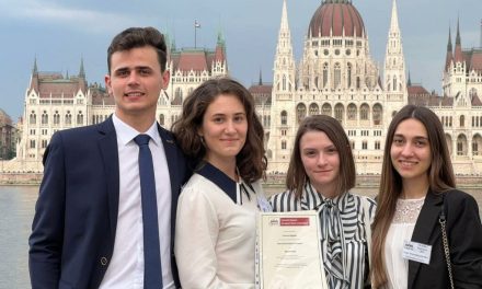 Echipa Facultăţii de Drept a UVT s-a calificat în semifinala concursului Central and Eastern European Moot Competition – Budapesta
