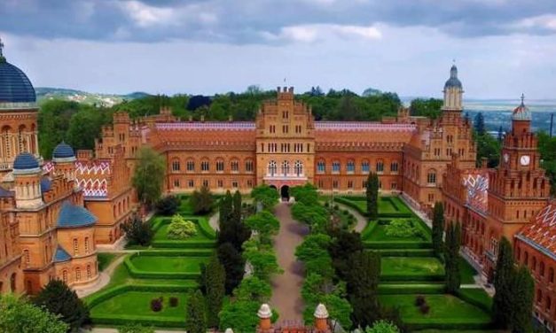 Facultatea de Inginerie Electrică și Știința Calculatoarelor din cadrul USV a donat un generator de energie electrică Universității din Cernăuți