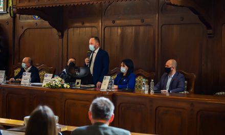 Radu Gheorghe Szekely: Aproximativ 155.000 de colegi din educaţie – vaccinaţi, însă situaţia stagnează