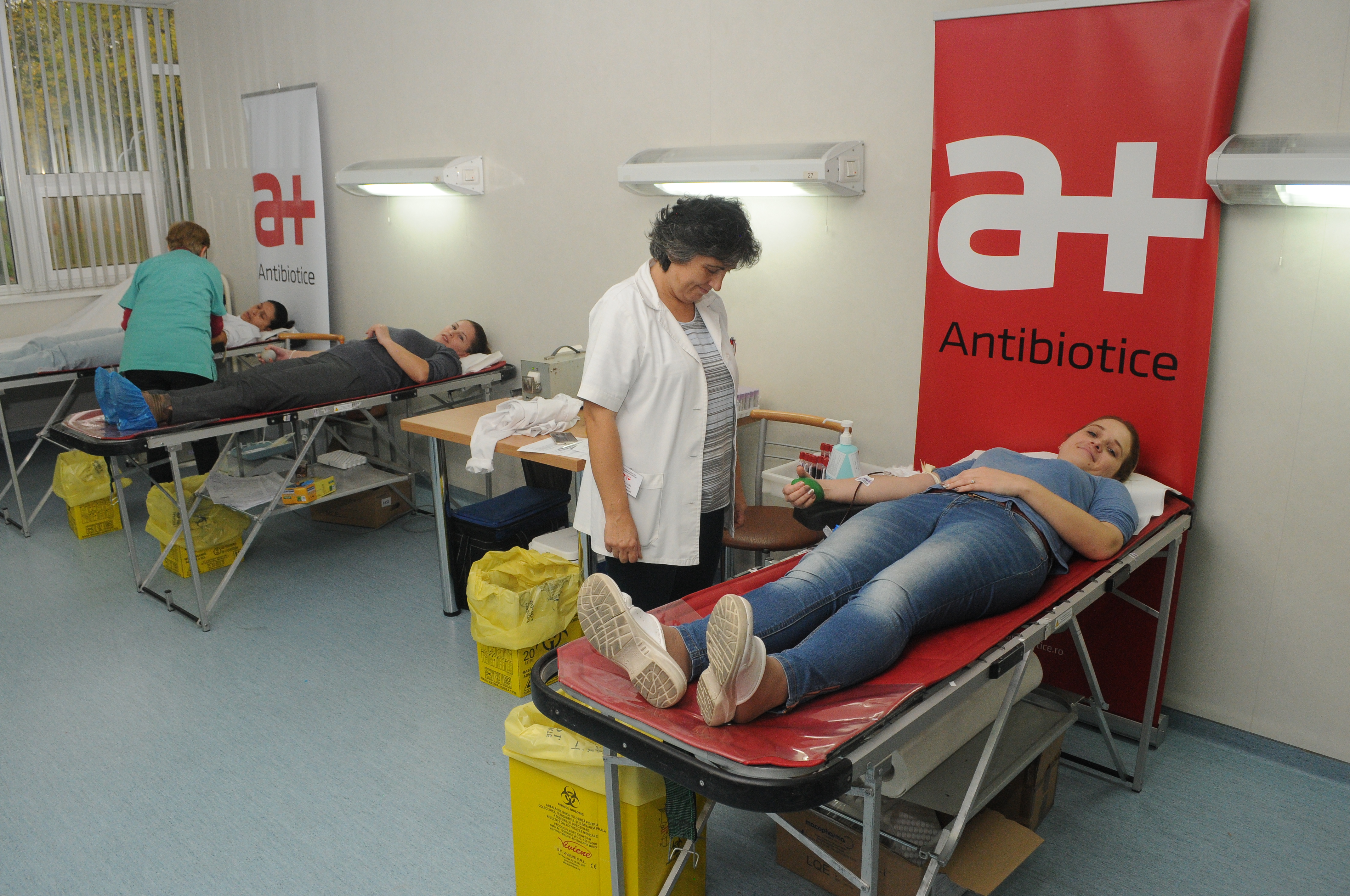 De 9 ani angajații Antibiotice donează sânge: 60 donatori, 30 litri de sânge donaţi, mai mult de 130 vieţi salvate