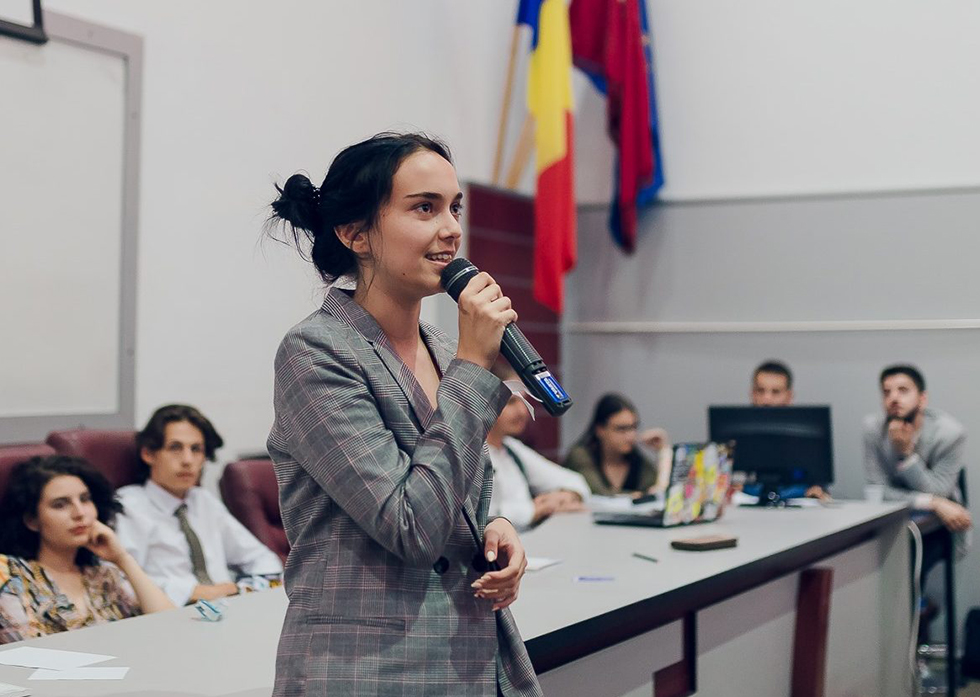 Antonia Pup, preşedinte CNE: Elevii se confruntă cu o foarte mare rezistenţă când îşi cer drepturile