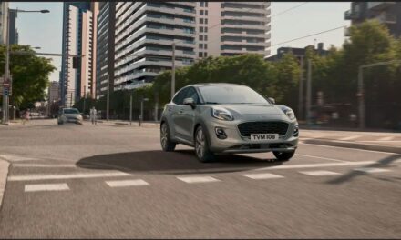 Modelul Ford Puma echipat cu motorul de 1.0 l EcoBoost Hybrid este acum disponibil în varianta cu transmisie automată în 7 trepte