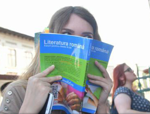 Liviu Pop: Se preconizează un singur manual de bază şi siguranţa editării lui pentru fiecare programă şcolară