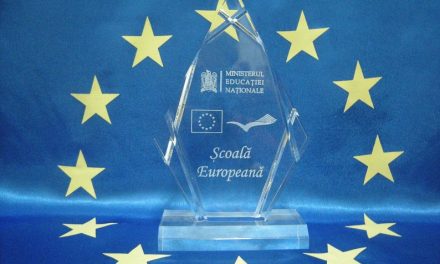 Ministrul Educaţiei a premiat unităţile de învăţământ câştigătoare ale Competiţiei  „Şcoala Europeană”